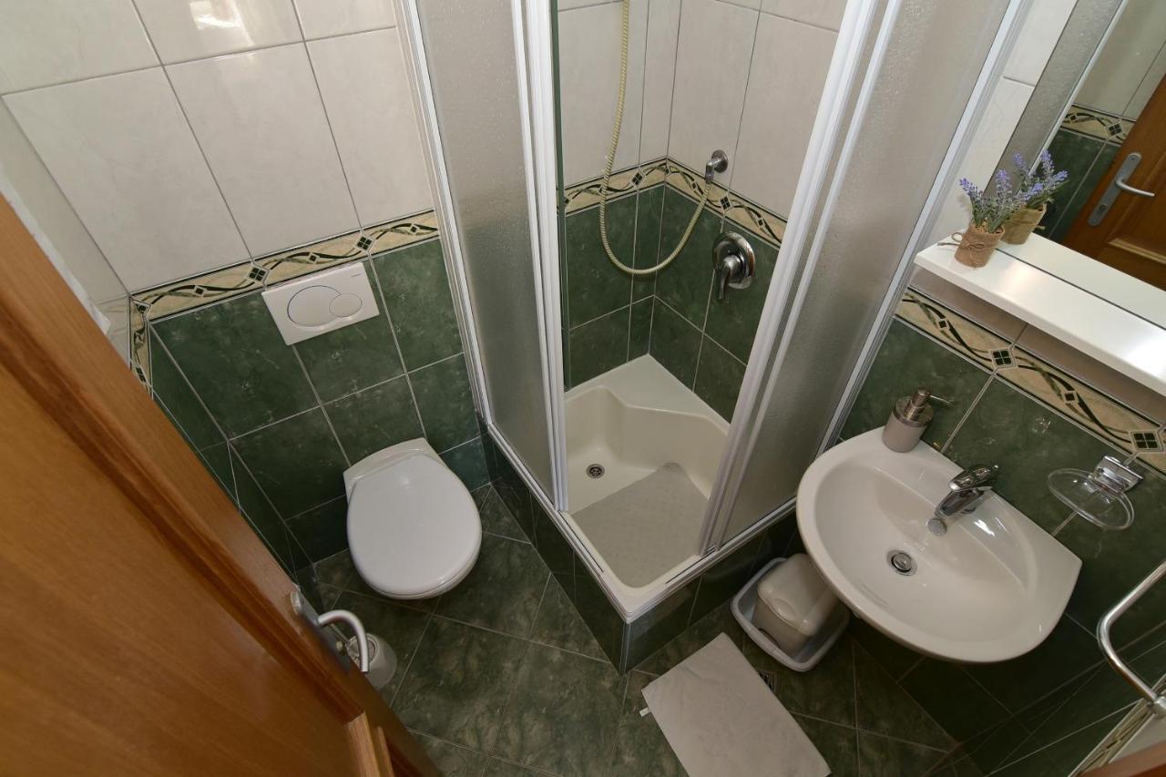 Old Town Studio Apartments Макарска Экстерьер фото