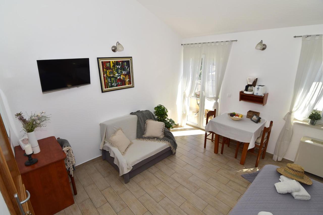 Old Town Studio Apartments Макарска Экстерьер фото